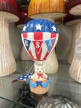 Marshalls Red White Blue USA Hot Air Balloon Bear Figurine